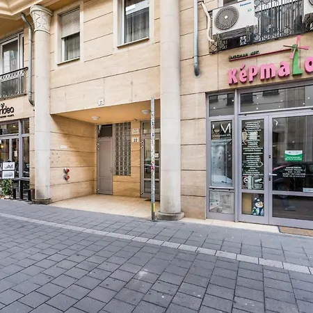 Bpr Vivid Downtown Vibe With Balcony アパート