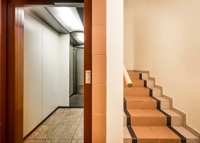 Bpr Vivid Downtown Vibe With Balcony *